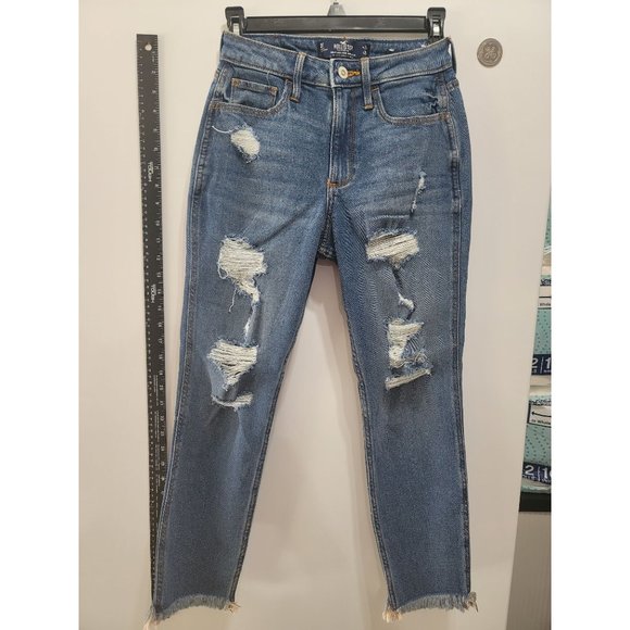 Hollister Curvey High-Rise Mom Jean, VintageStretch. OS 24Wx25L Great Condition. - Picture 7 of 14